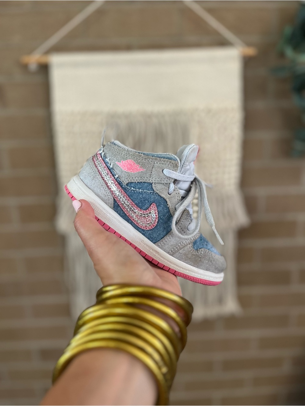 Jordan Kids High-Top Sneaker in Gray, Blue & Pink